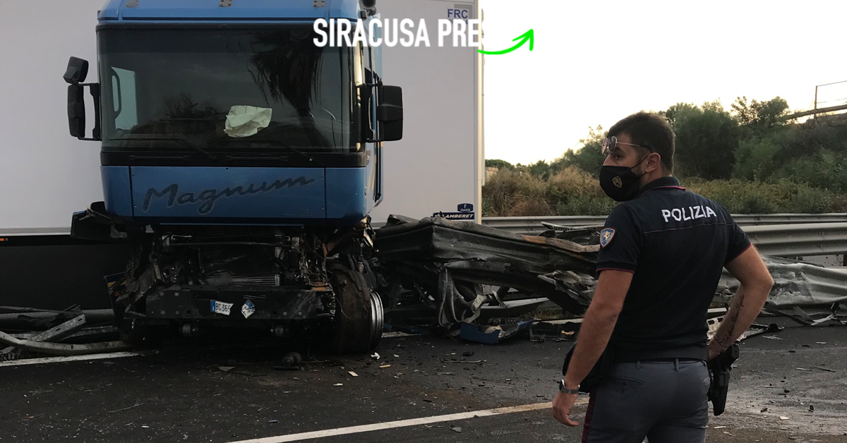 Incidente Sulla Siracusa Catania Un Ferito E Chiuso Il Tratto Tra