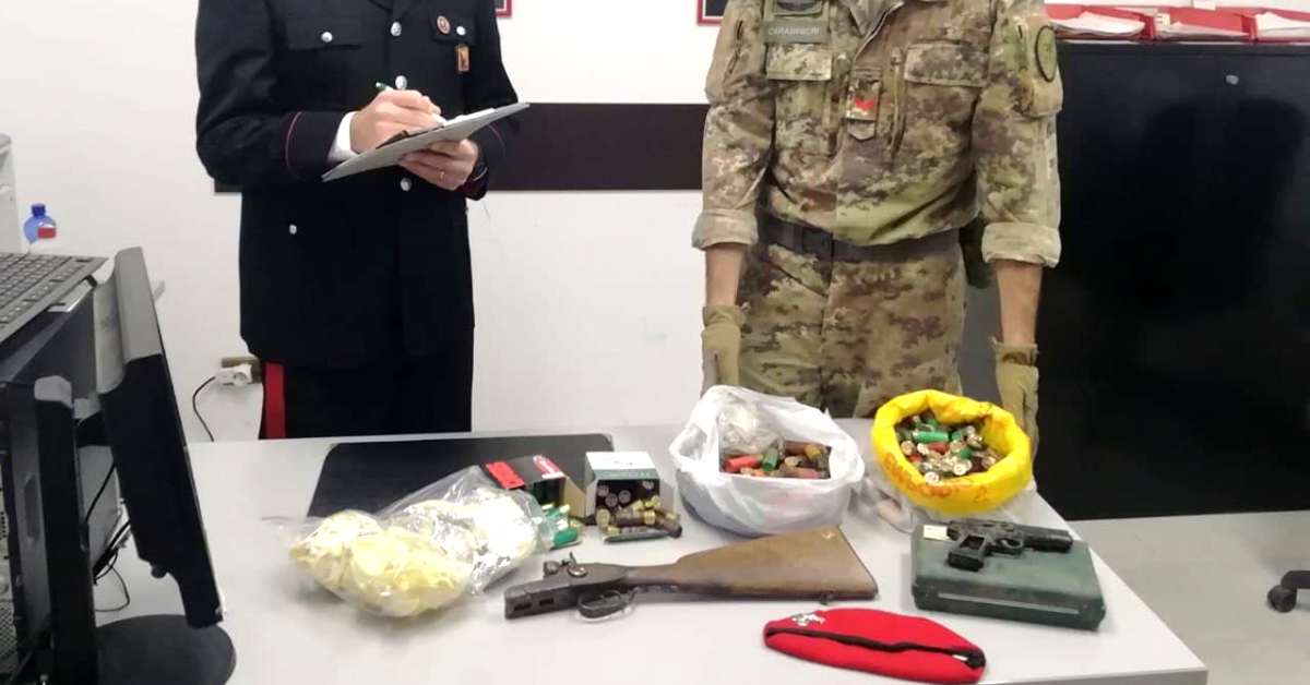 arrestato arsenale carabinieri siracusapress