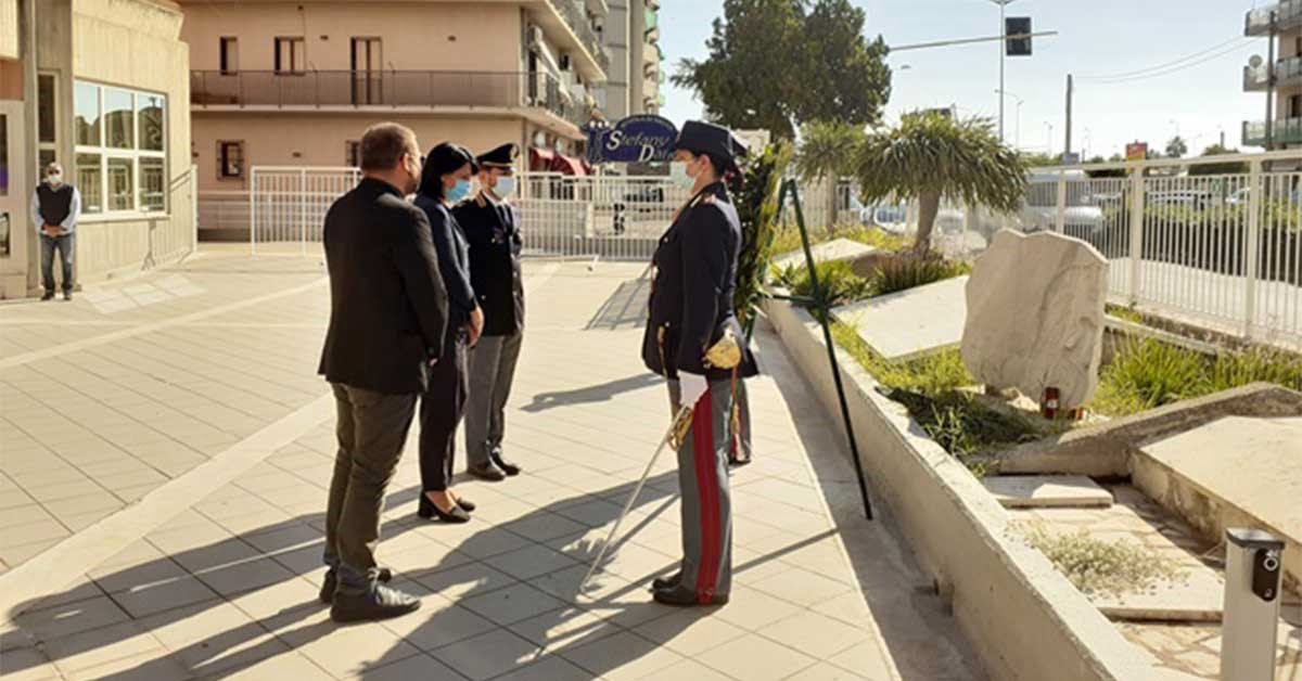 deposizione, corona, polizia
