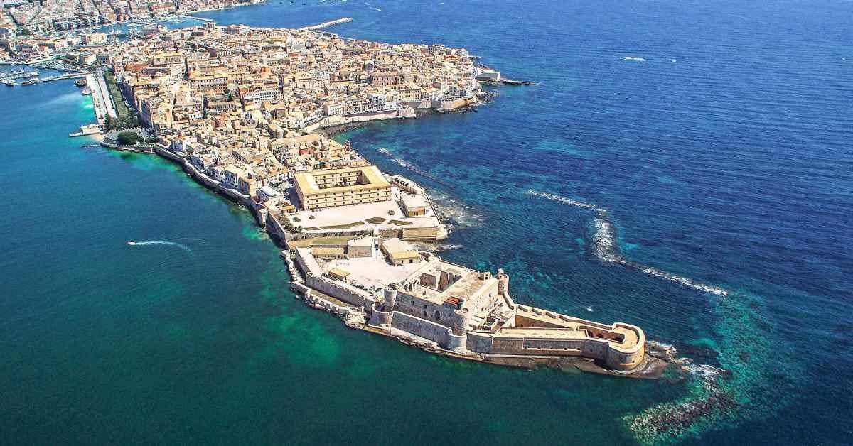 Ortigia, slitta di un mese l'orario estivo della Ztl | SiracusaPress