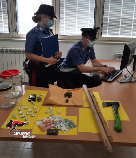 sequestro armi droga augusta