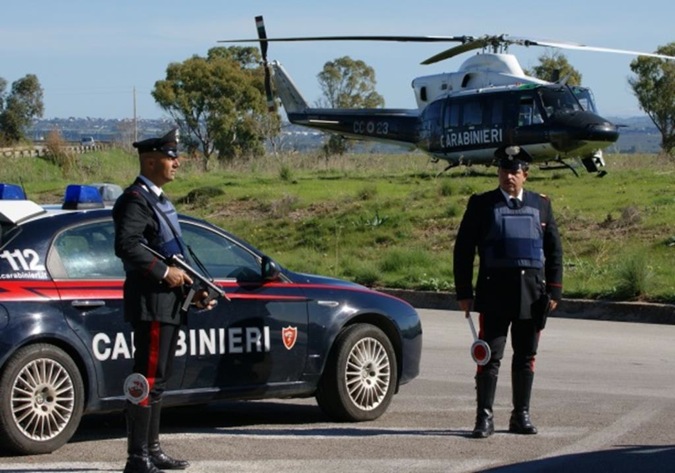 Avola, Operazione dei Carabinieri in corso: sequestro di armi, 2,5 kg di  droga e cavalli | SiracusaPress