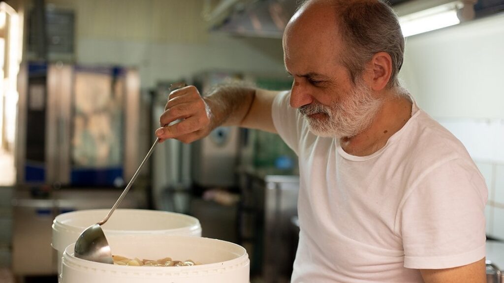 noto-ce-corrado-assenza-nella-guida-pasticceri-pasticcerie-2022-del-gambero-rosso