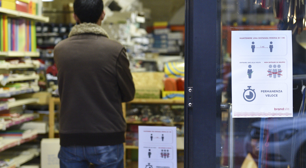 augusta-mancato-rispetto-normative-anti-covid-in-due-attivita-commerciali-elevate-sanzioni