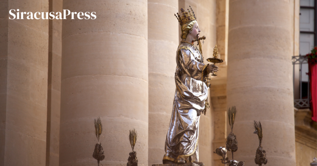 Oggi è il giorno di Santa Lucia: alle 15:30 la processione con il simulacro e le reliquie dalla Cattedrale alla Basilica di Santa Lucia al Sepolcro